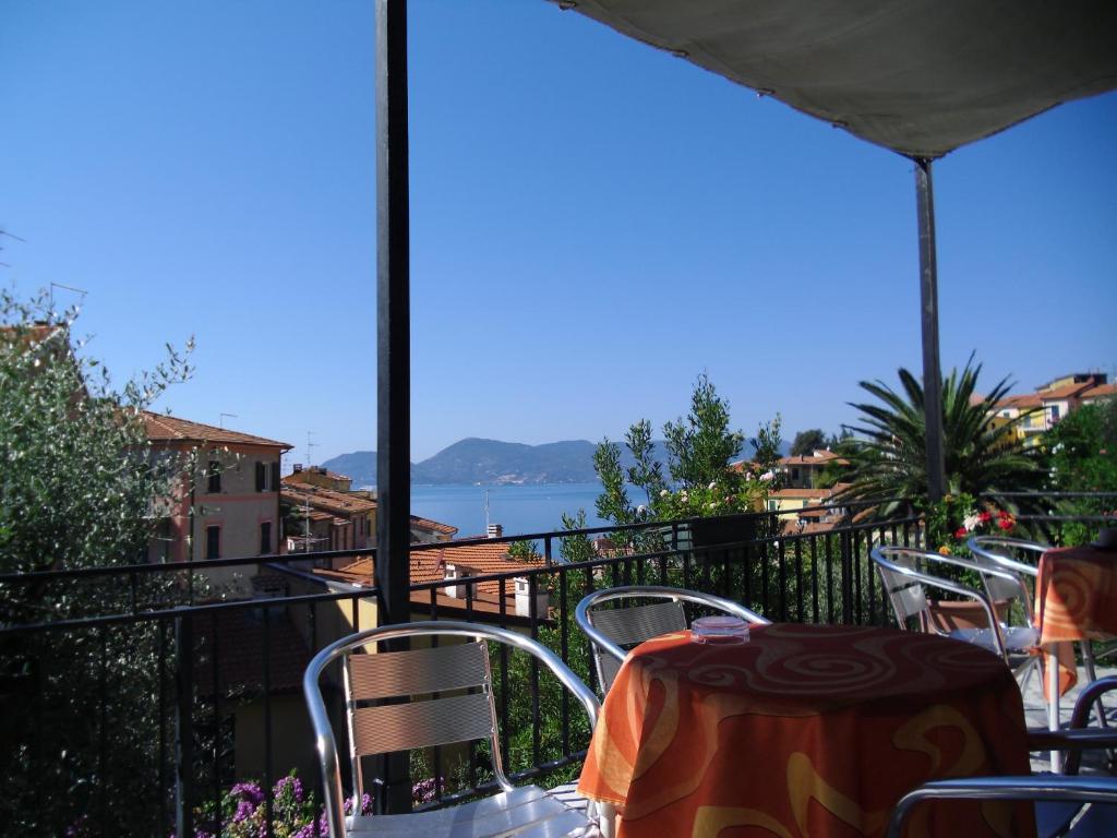 Albergo Delle Ondine Tellaro Εξωτερικό φωτογραφία